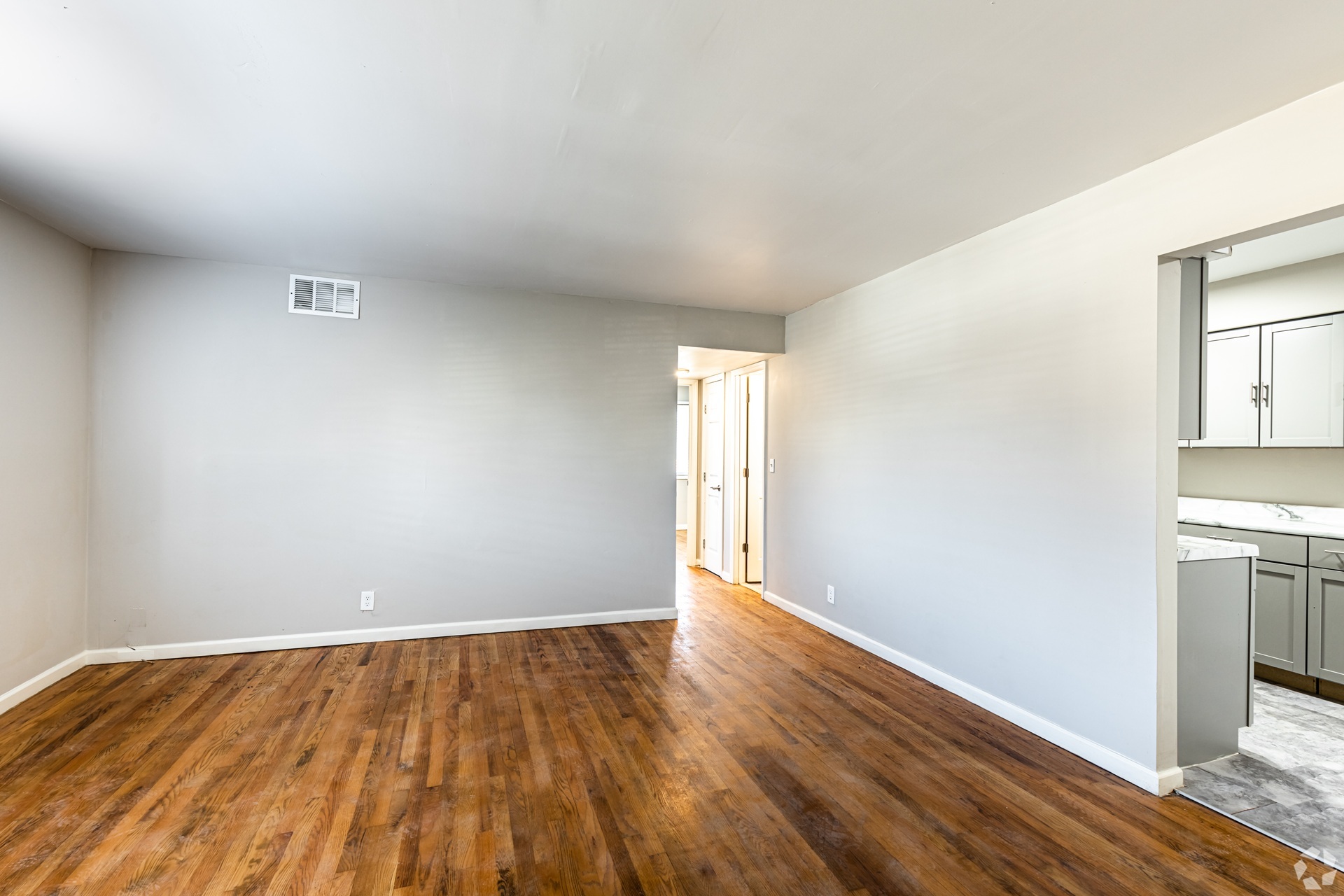 Brittany Village Apartments living room in Saint Joseph Missouri